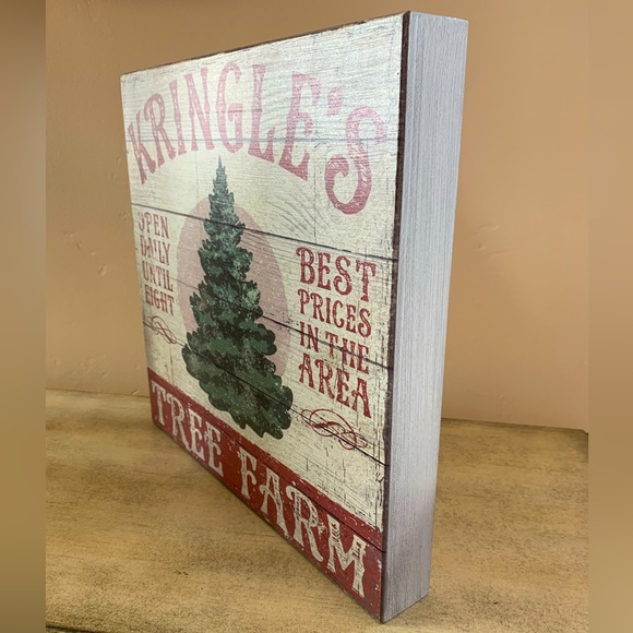 Kringle’s Tree Farm Wooden Box Sign By Quill to Paper - Picture 2 of 4